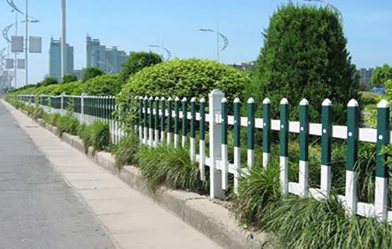 綠化草坪<a href=http://www.sweetlakecakes.com target=_blank class=infotextkey>護欄</a>