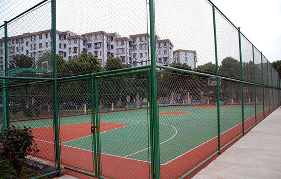 勾花網(wǎng)<a href=http://www.sweetlakecakes.com target=_blank class=infotextkey>圍欄</a>