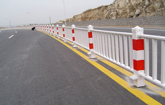 市政防護(hù)<a href=http://www.sweetlakecakes.com target=_blank class=infotextkey>護(hù)欄</a>