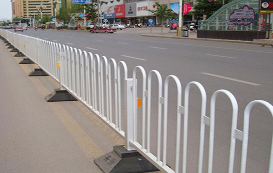 市政道路護(hù)欄網(wǎng)好處有哪些